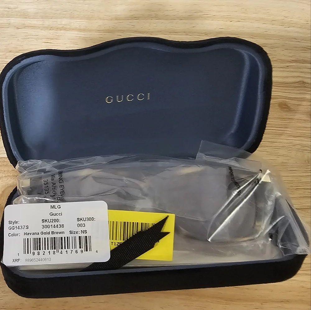 NWT **Authentic** Gucci Square Sunglasses For Men #GG1437S